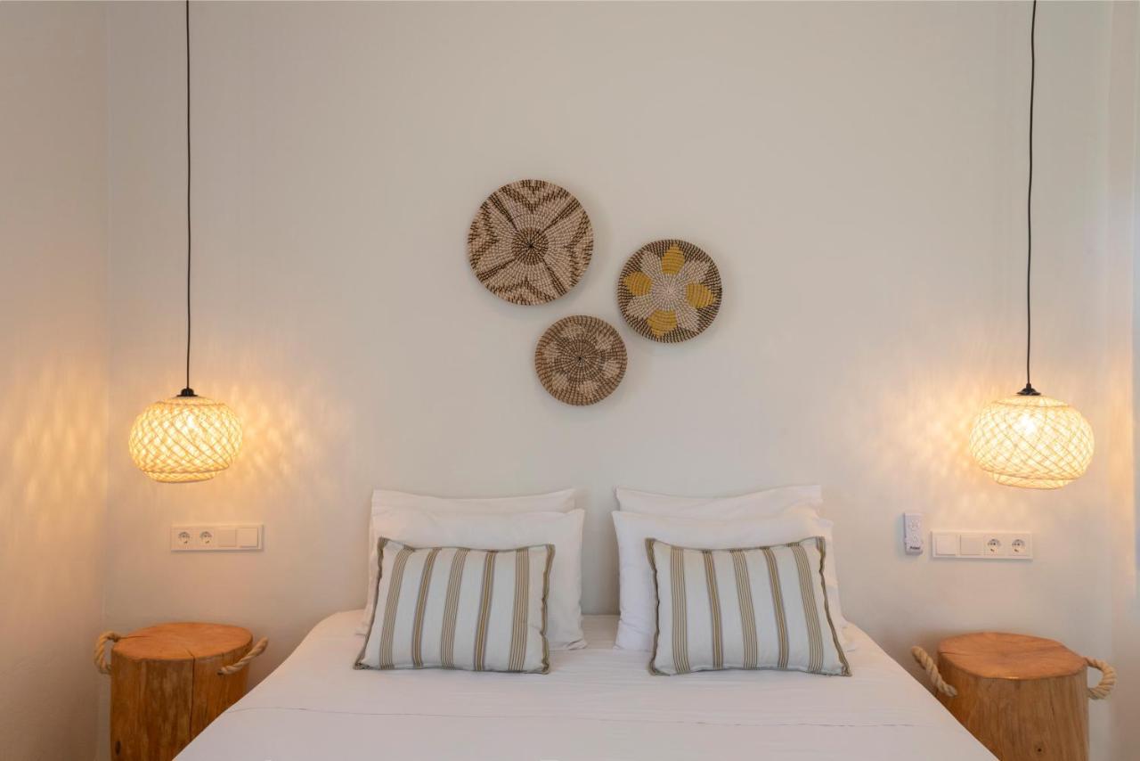 Sunrise Luxury Apartments & Suites Antiparos Bagian luar foto