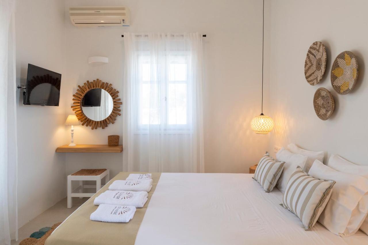 Sunrise Luxury Apartments & Suites Antiparos Bagian luar foto